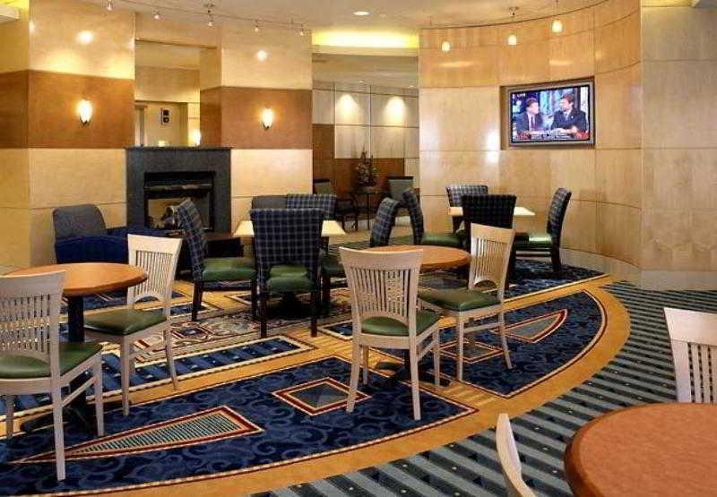 Springhill Suites Detroit Southfield Exteriör bild